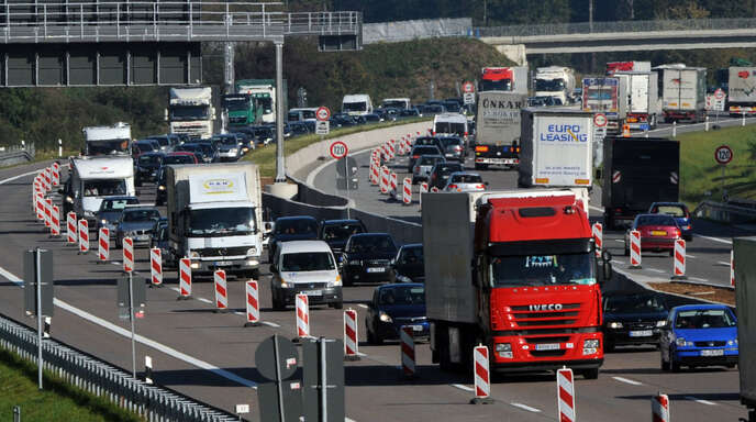 Ortenau Unfall Stau Auf A Zwischen Achern Und Appenweier Nachrichten