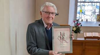 Im April hatte die Evangelische Kirchengemeinde Oppenau Hans Flüge für 60 Jahre Organistendienst geehrt.
