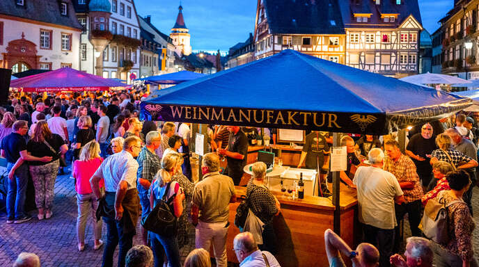 Besonders idyllisch wird das Weinfest in Gengenbach am Samstag bei Einbruch der Dämmerung. 